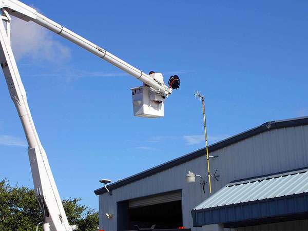 Commercial Roof Cleaning