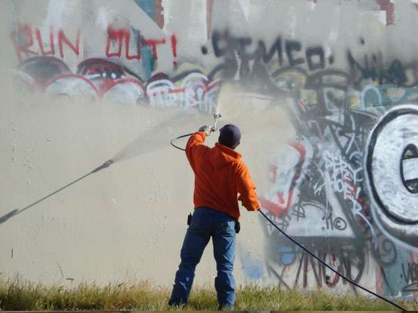 Graffiti Removal and Re painting